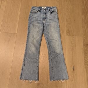 Women's Light Blue Frayed Hem Jeans - Le Crop Mini Boot